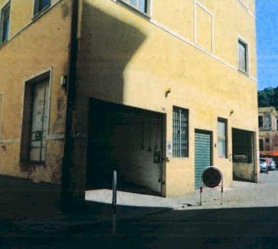 Garage / Posto Auto - Coperto a Sampierdarena, Genova