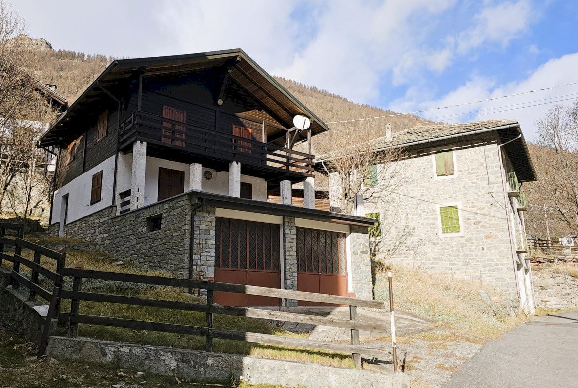 CERESOLE REALE – Villa unifamiliare