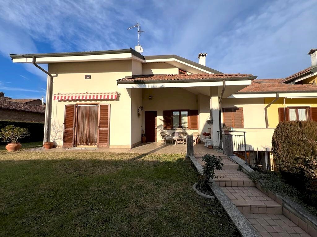 Vendita Villa a Schiera Via Pace 1, San Damiano d'Asti