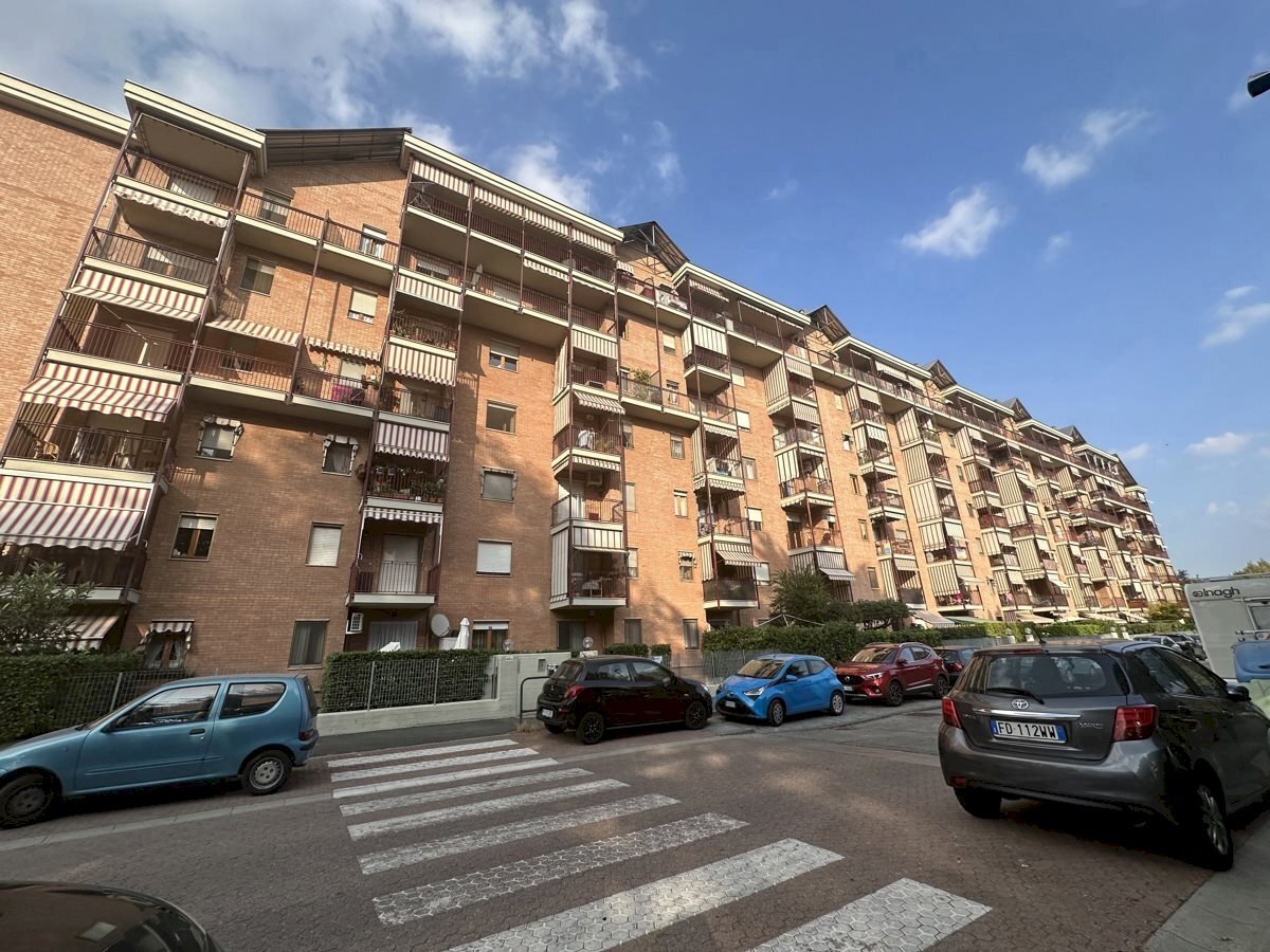 Vendita Appartamento Via C.L.N., Grugliasco
