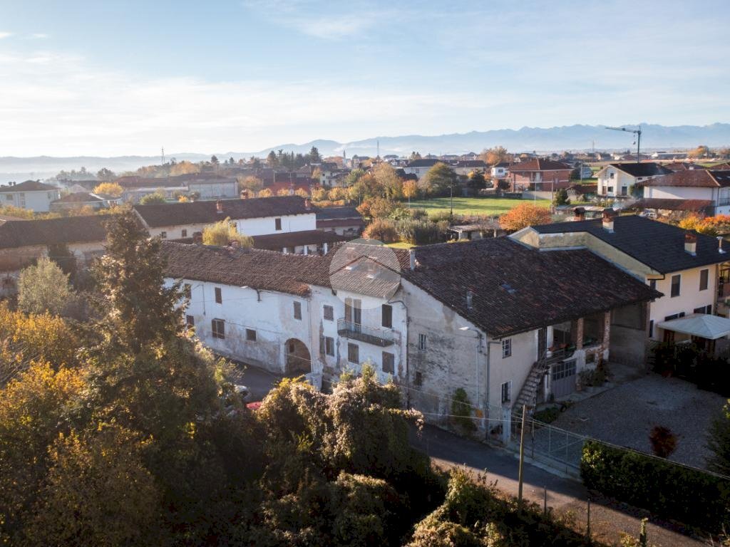 Casa semindipendente in vendita