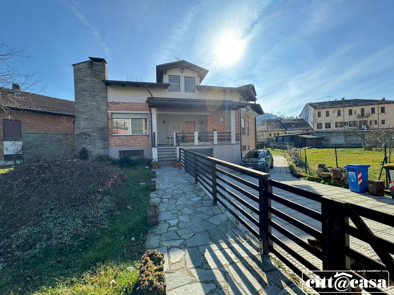 Villa in Vendita Brusasco