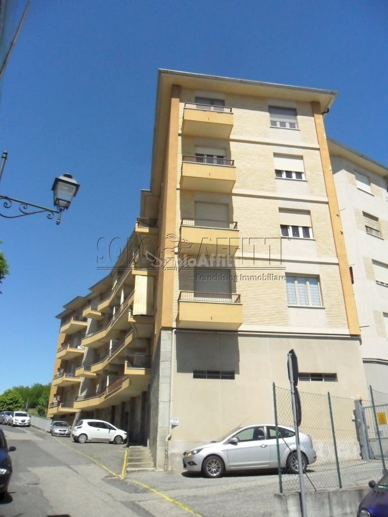 Appartamento - Quadrilocale a Centro, Chieri