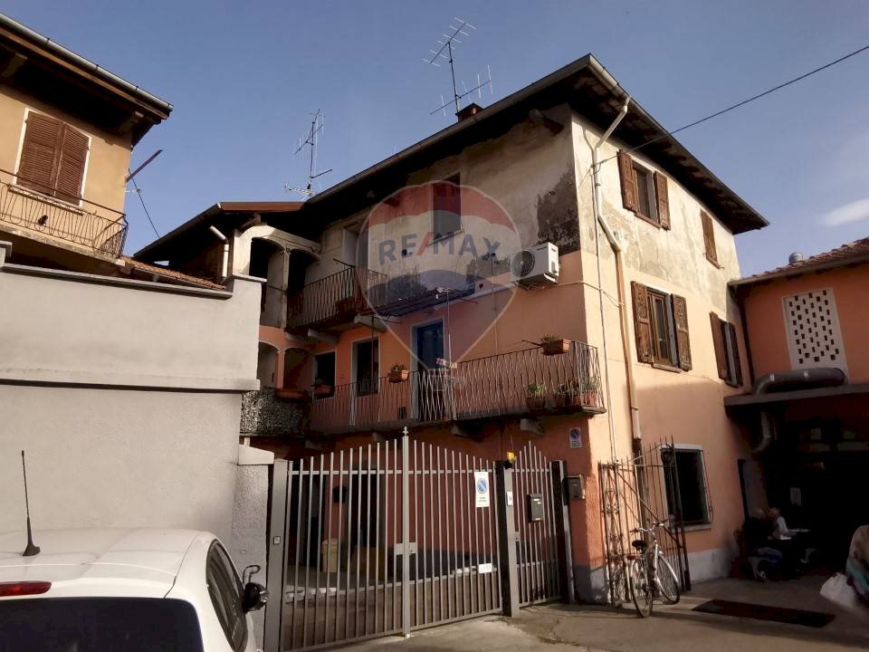 Vendita Porzione di casa Via Cartiera, 5
Luino, Luino