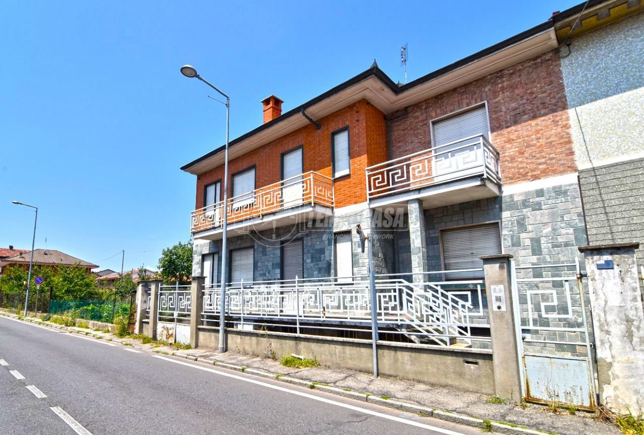 Vendita Villa Bifamiliare Via CIRCONVALLAZIONE, 28, Volpiano