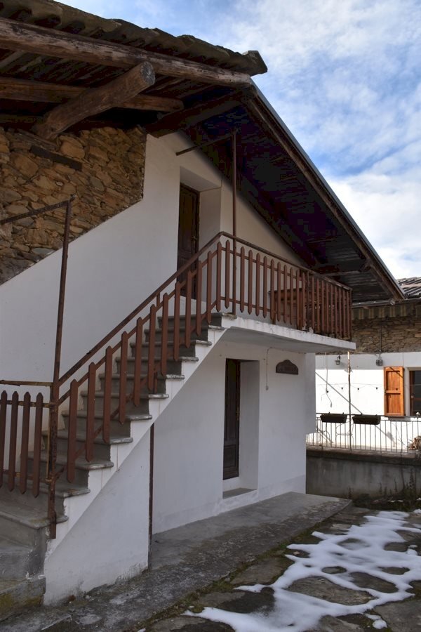 Vendita Casa indipendente Borgata Saretto, ., Frassino