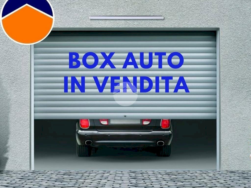 Box / posti auto in vendita