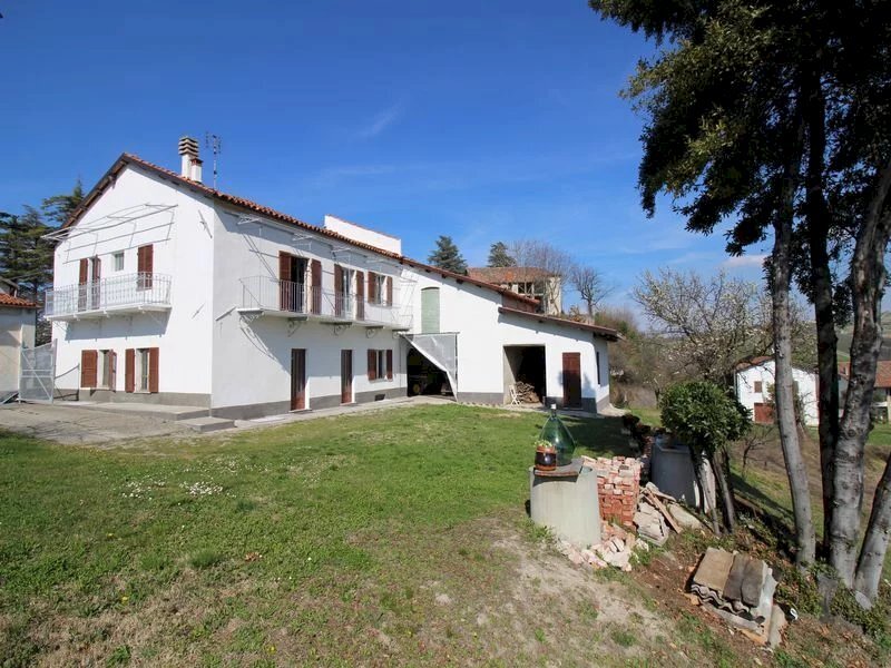 Casa con terreno e vista panoramica