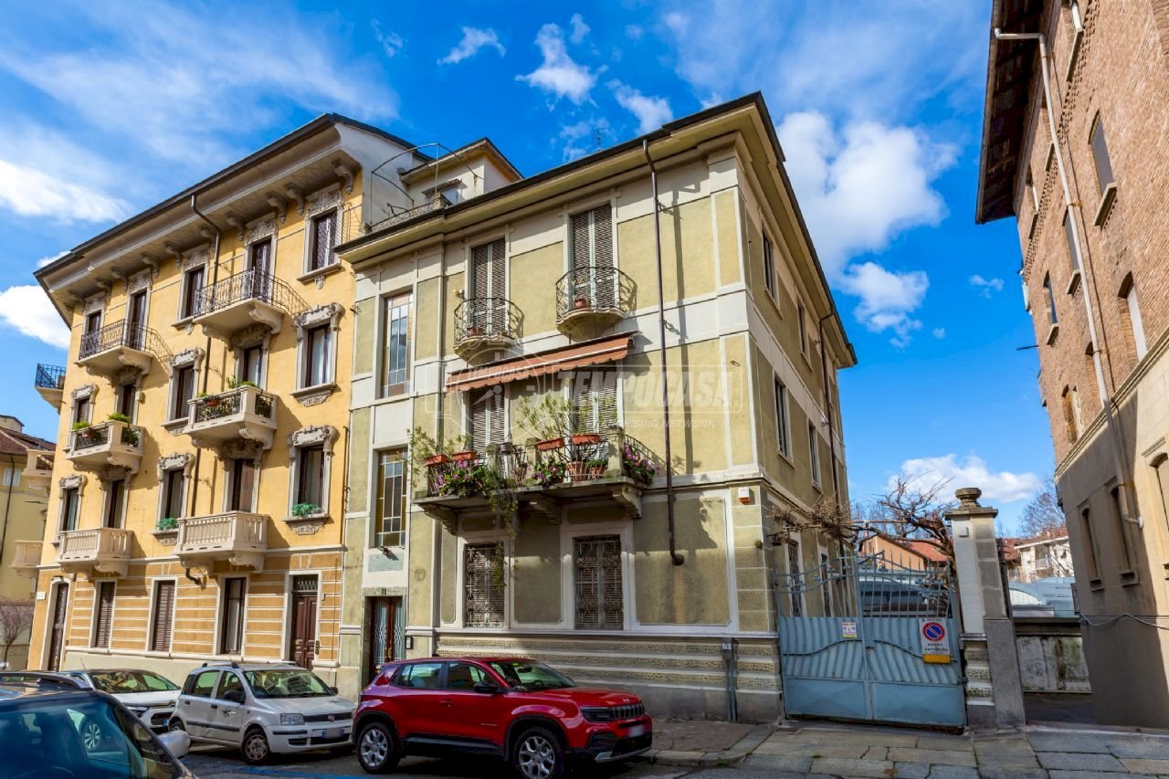 Vendita Appartamento Via Casteggio, 11, Torino