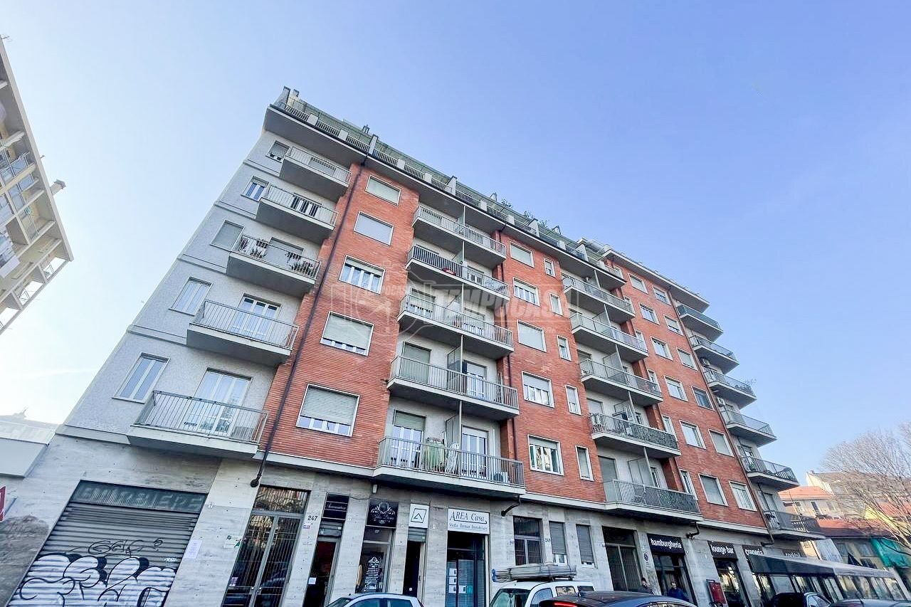 Vendita Appartamento Via Giuseppe Massari, 247, Torino