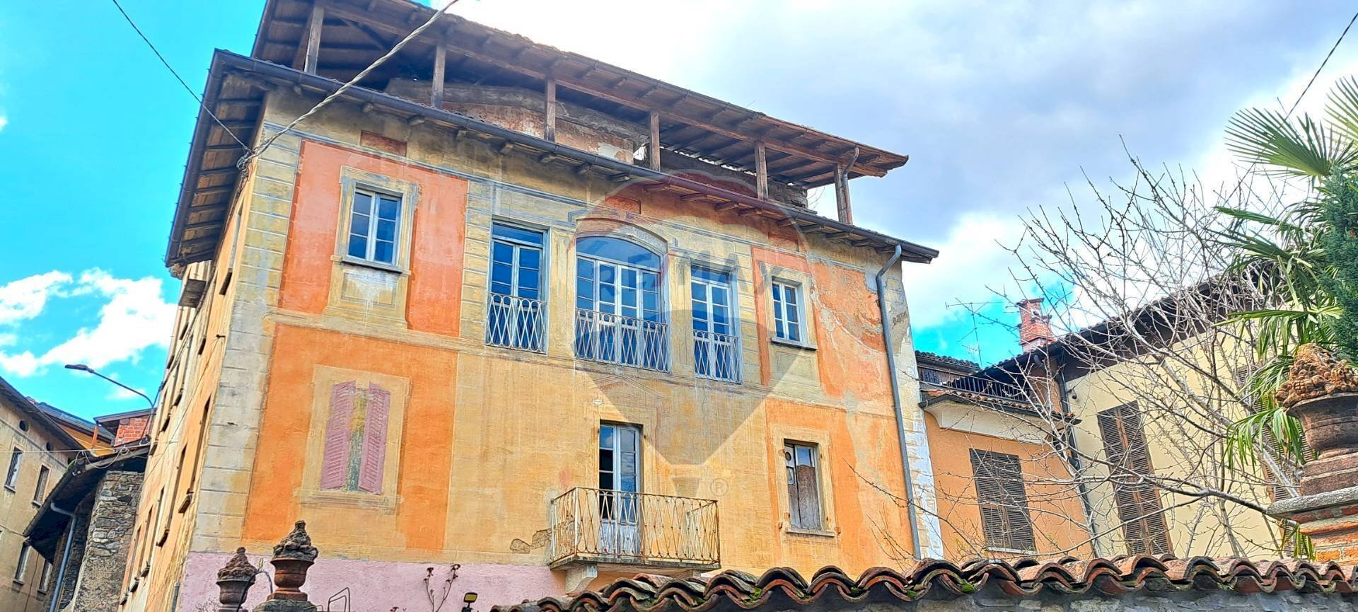 Vendita Casa indipendente Via Pellini, 7
Casa Pellini, Cadegliano-Viconago