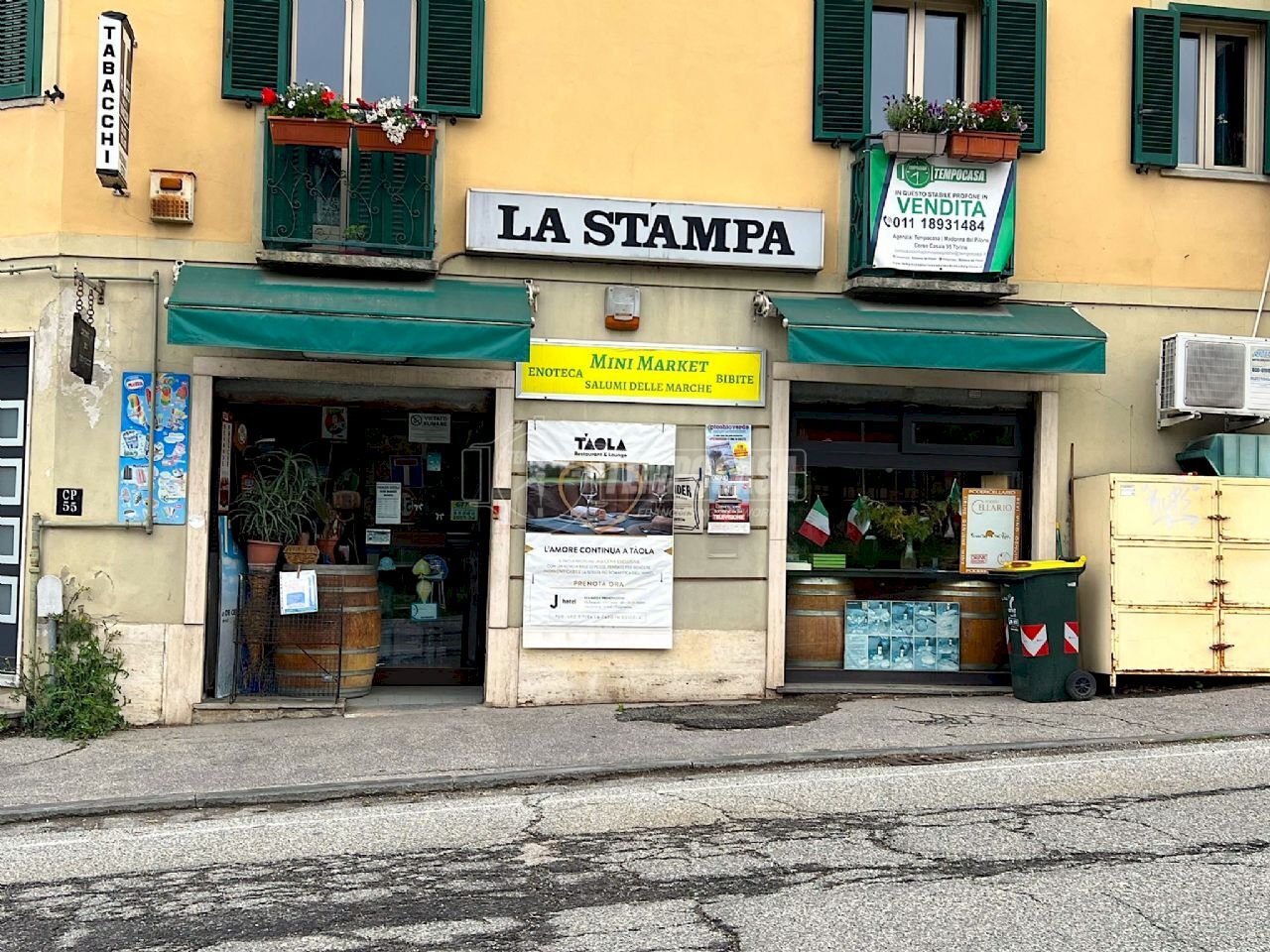 Vendita Negozio Corso CHIERI, 153, Torino