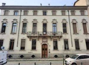 Appartamento Duplex in Via Mazzini, Torino: Opportunità di I