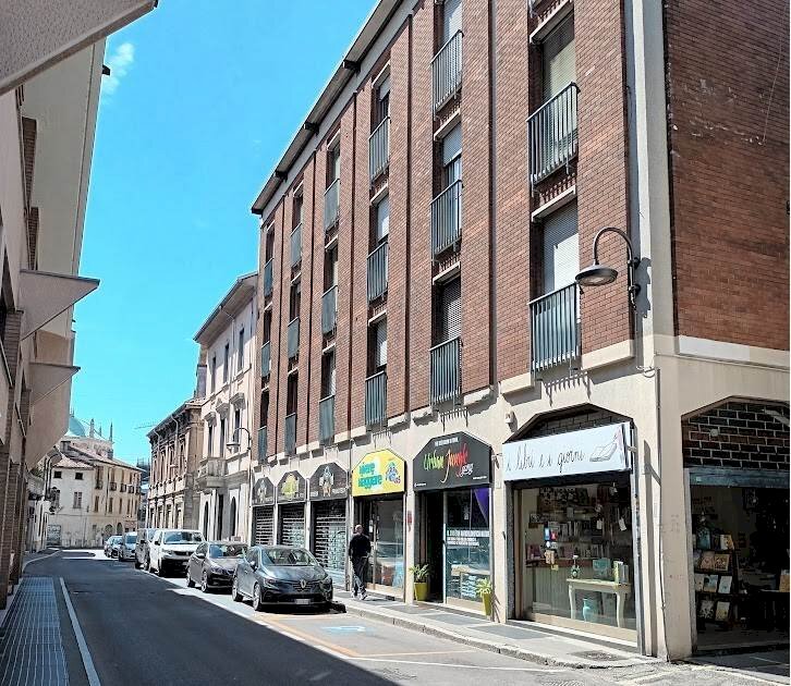 immagine annuncio 1 di 4