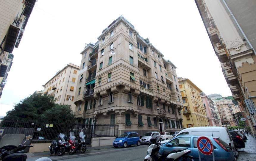 Vendita Appartamento via Teodosia, Genova