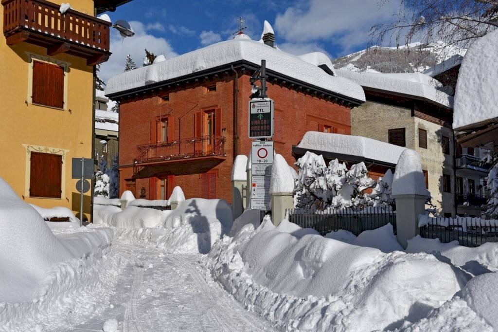 Bardonecchia Villa Trifamiliare