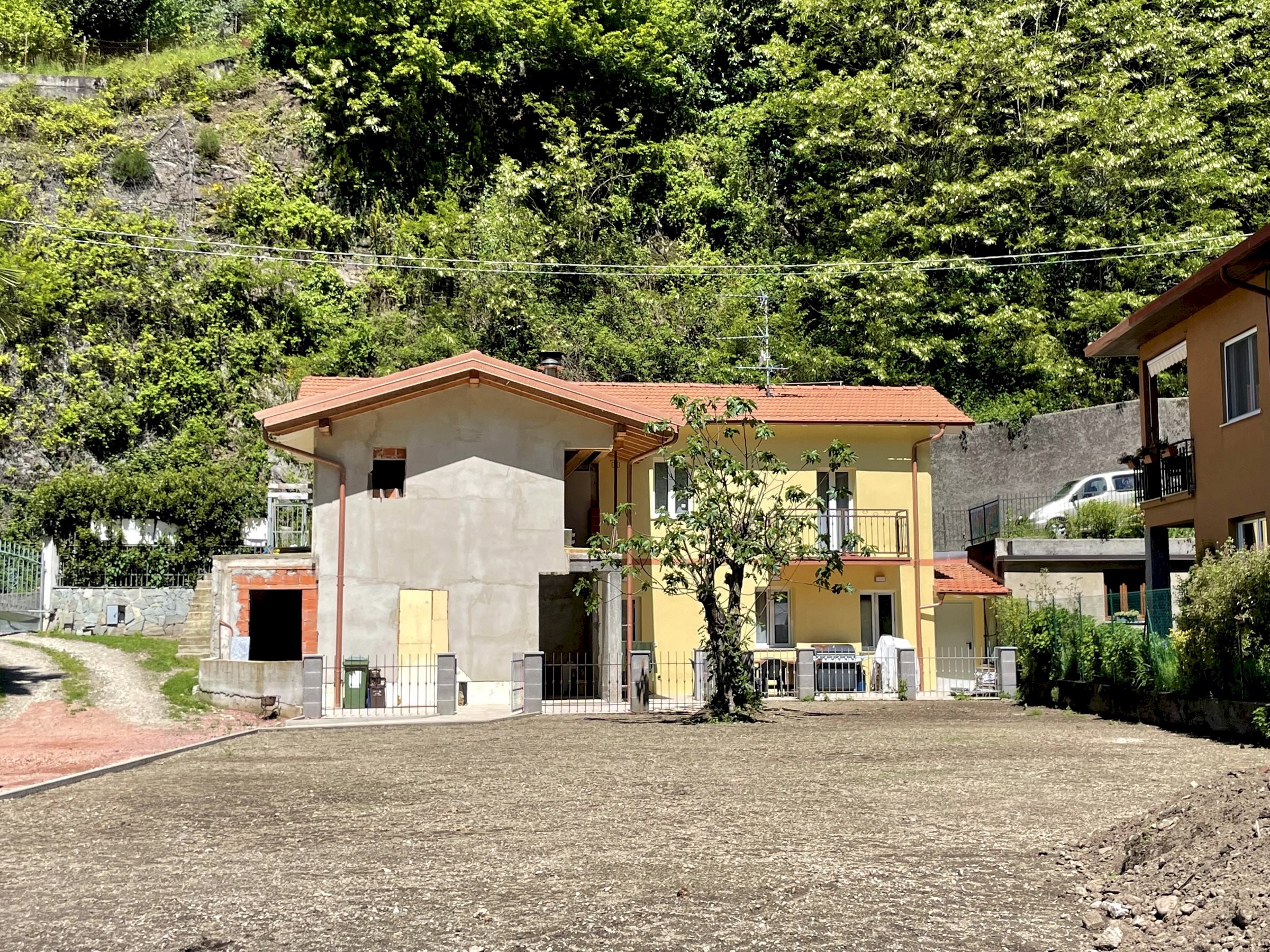 Vendita Casa indipendente Via Paolo Berra, 38, Luino
