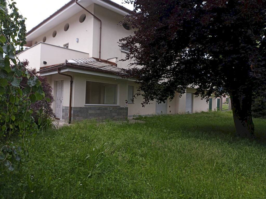 Appartamento Nuovo con Giardino privato