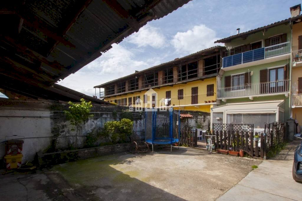 Casa semindipendente in vendita a Rivarolo Canavese, Bonaudi