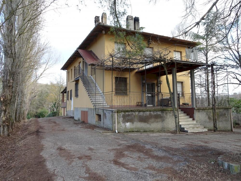 Vendita Villa Via Goccianello, Imola