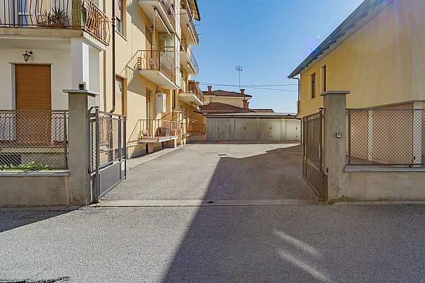 immagine annuncio 5 di 8