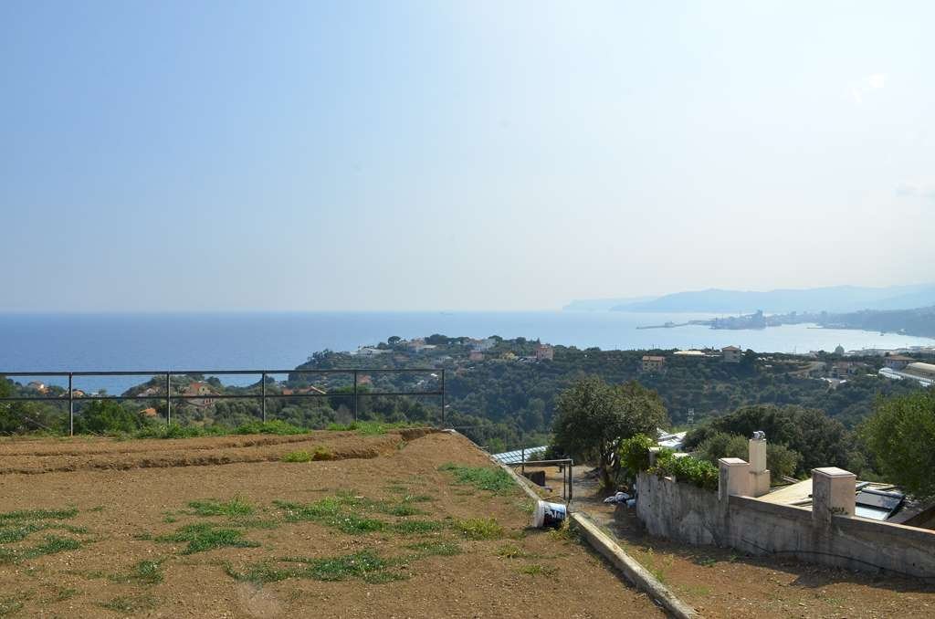 Casa singola in Vendita a Celle Ligure