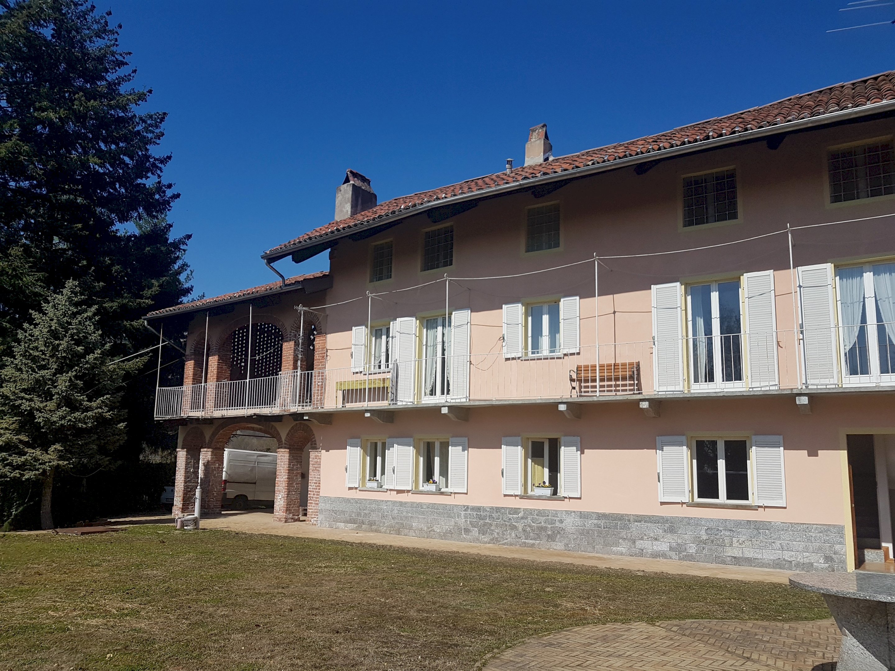 Property Details Villa Castellamonte - Castellamonte