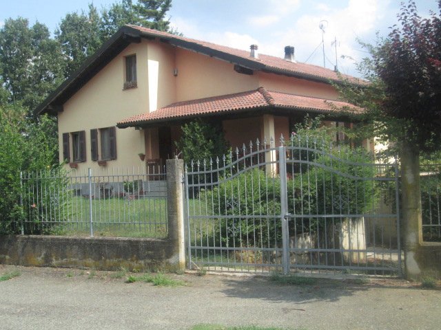 Vendita: Villa - 220000 € - Carpeneto