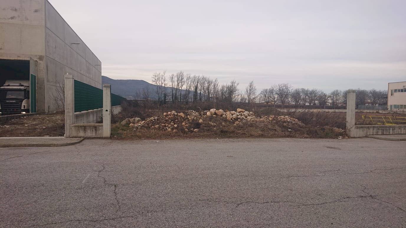 BUSCA ZONA INDUSTRIALE TERRENO EDIFICABILE