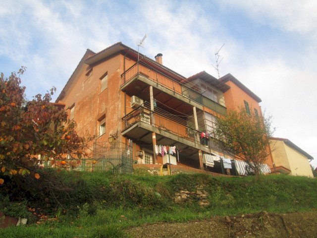 Vendita: Casa Bifamiliare - 130000 € - Davagna