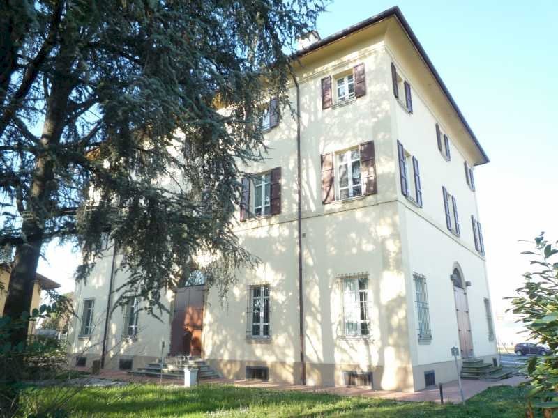 Edificio/palazzo - Vendita - Roveri - Bologna