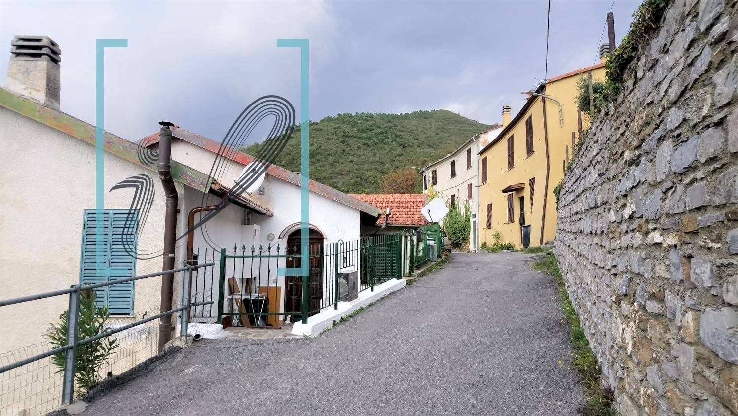 Vendita Appartamento bezzo chiesa, Arnasco