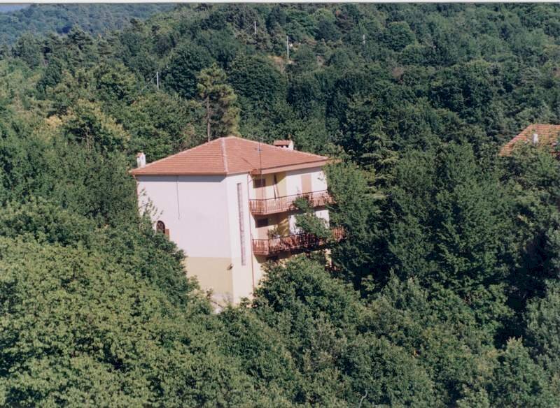 Casa singola in Vendita a Giusvalla