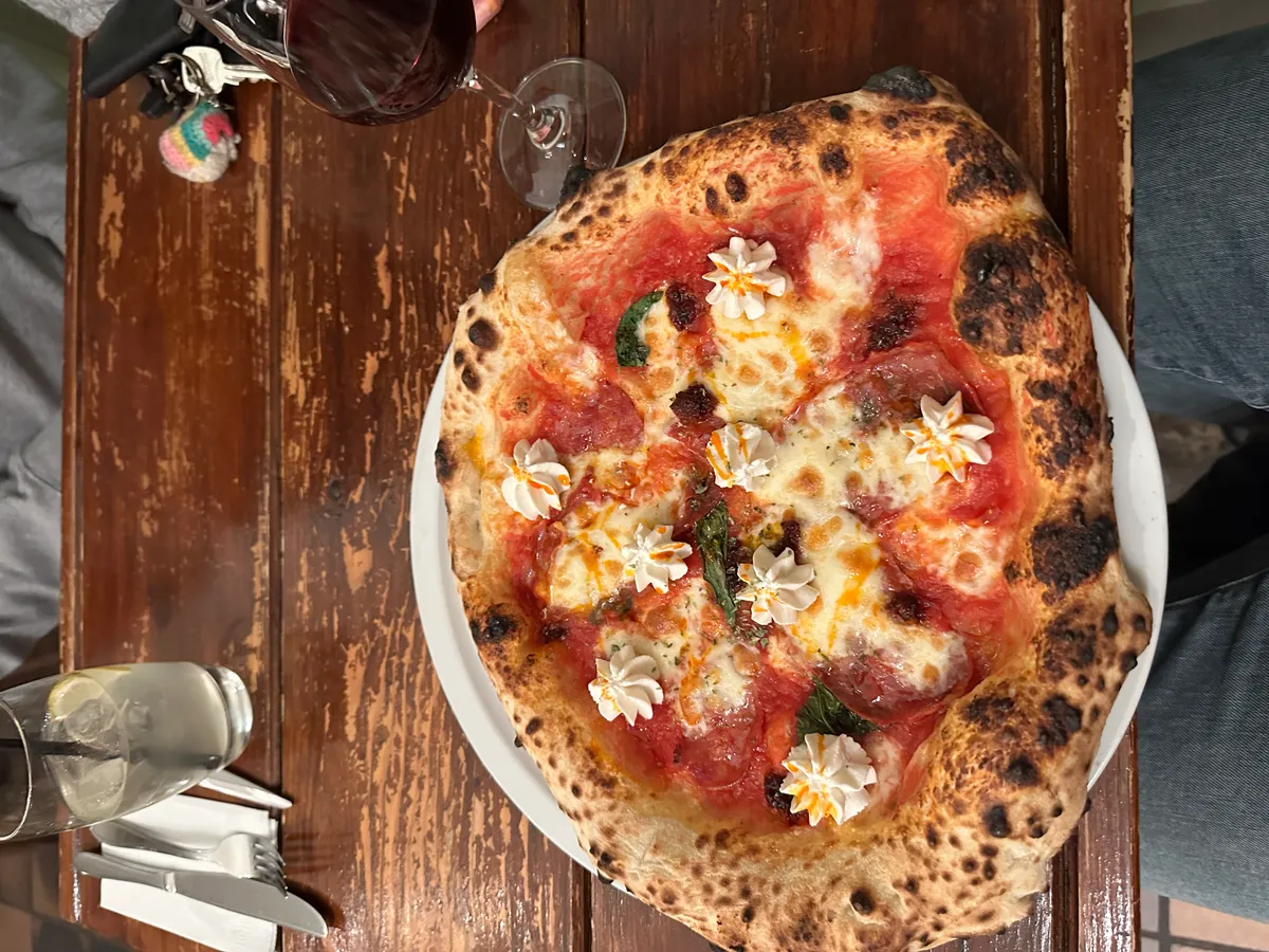 Pizza Napoletana review by hurkanakbiyik at Piccolo Forno, Haarlem Image