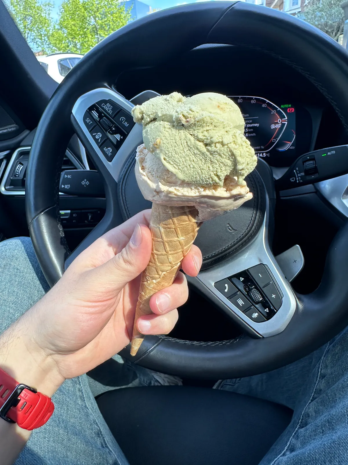 Gelato al pistacchio recensie door hurkanakbiyik bij Ice cream Luciano Heemstede - Aerdenhout, Heemstede Image Gelato al pistacchio recensie door hurkanakbiyik bij Ice cream Luciano Heemstede - Aerdenhout, Heemstede Image