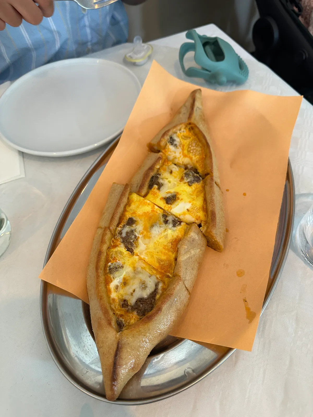 Sucuklu Pide