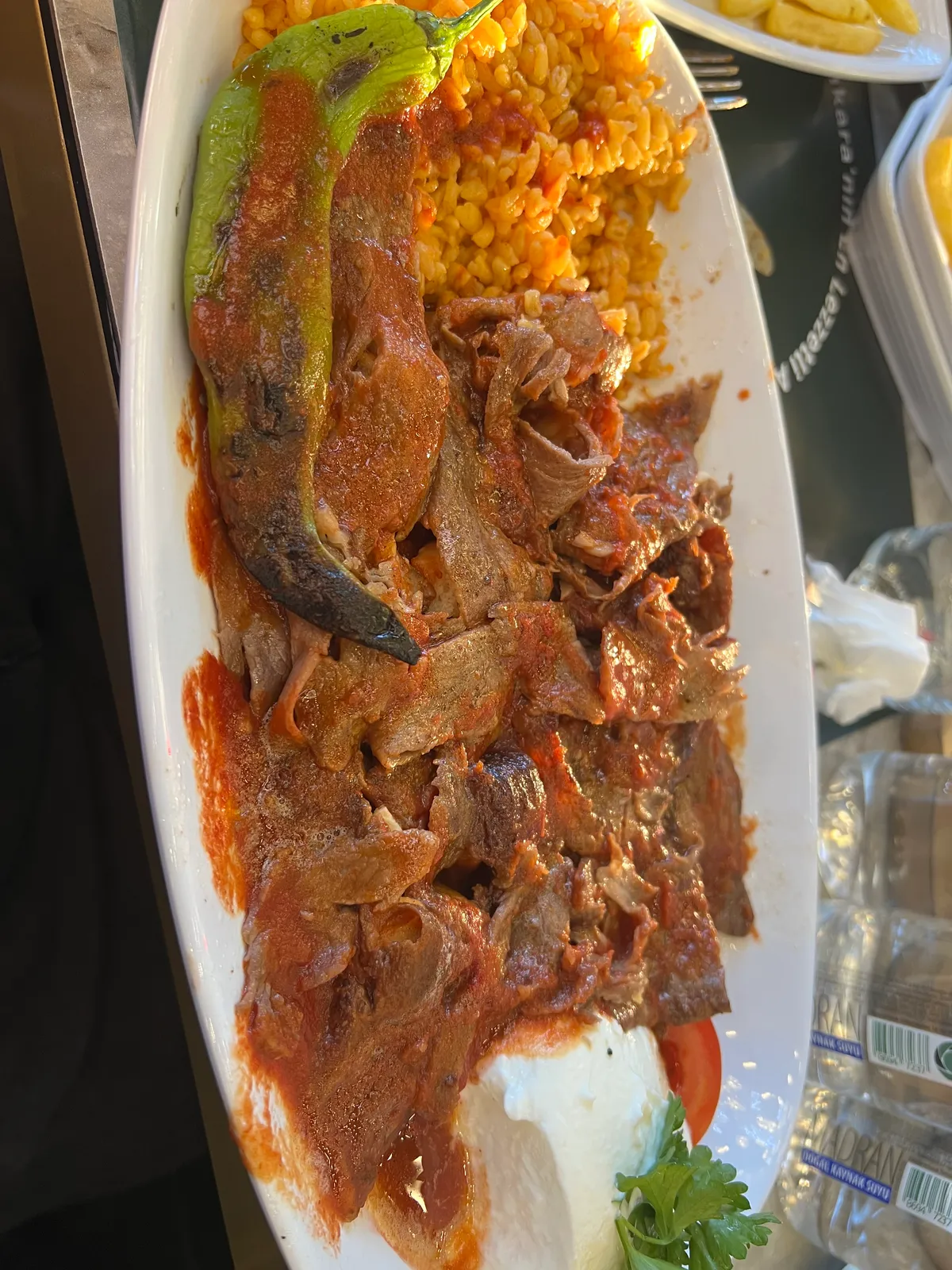 Meşhur Gülçimen Aspava, Çankaya/Ankara mekanındaki İskender kebap için ekinakbiyik yorumu Resim Meşhur Gülçimen Aspava, Çankaya/Ankara mekanındaki İskender kebap için ekinakbiyik yorumu Resim