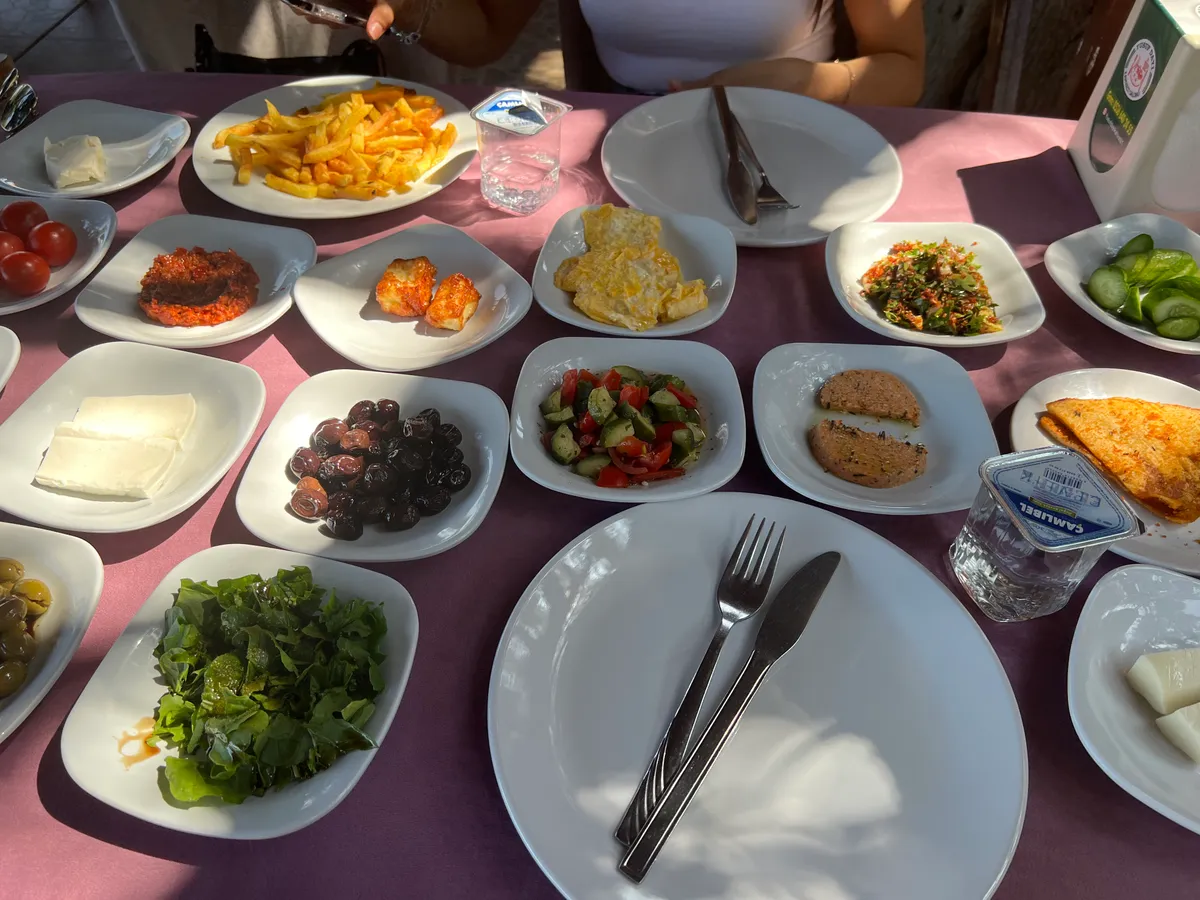 Serpme Kahvaltı