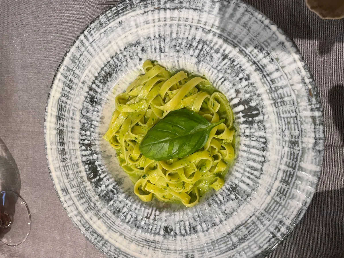 Avaliação de Tagliatelle al pesto por Busra em Pasta d’Autore, MI Imagem