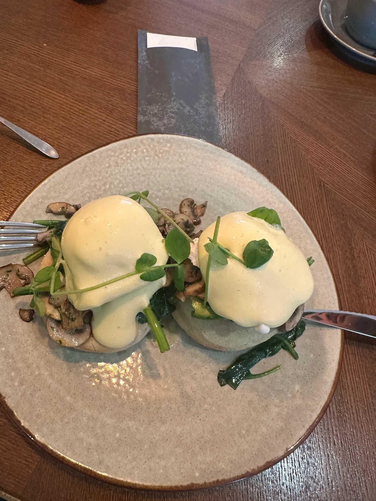 Eggs Florentine recensie door diloyloyy bij Hare of the Dog, Haarlem Image Eggs Florentine recensie door diloyloyy bij Hare of the Dog, Haarlem Image