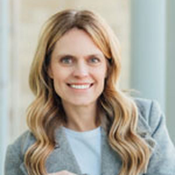 Julie Crow, Loan Originator at First National Mortgage