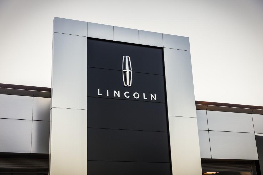 Lincoln Lease