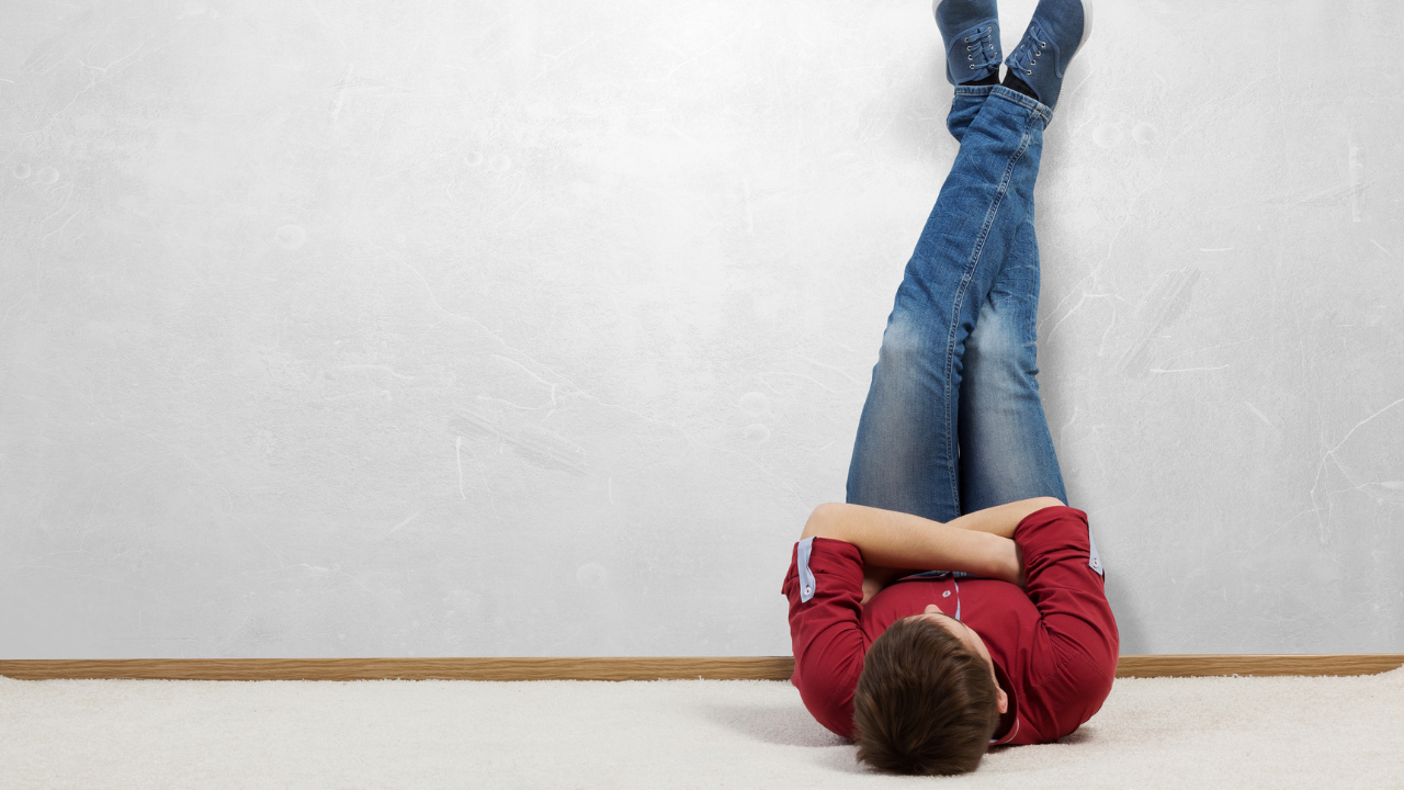 490+ Legs Up Wall Stock Photos, Pictures & Royalty-Free Images - iStock | Legs  up wall yoga, Woman legs up wall, Legs up wall pose