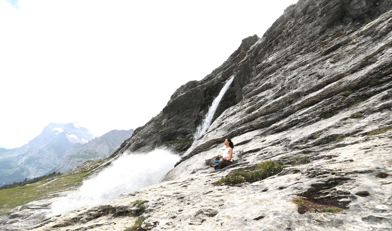 There is no single photo that can capture intense emotions. The magnificent and powerful mountains awaken boundless emotions such as freedom, eternity and inter connectedness allowing to surrender to stability, stillness and silence.

Carpe Diem 🙏🏻