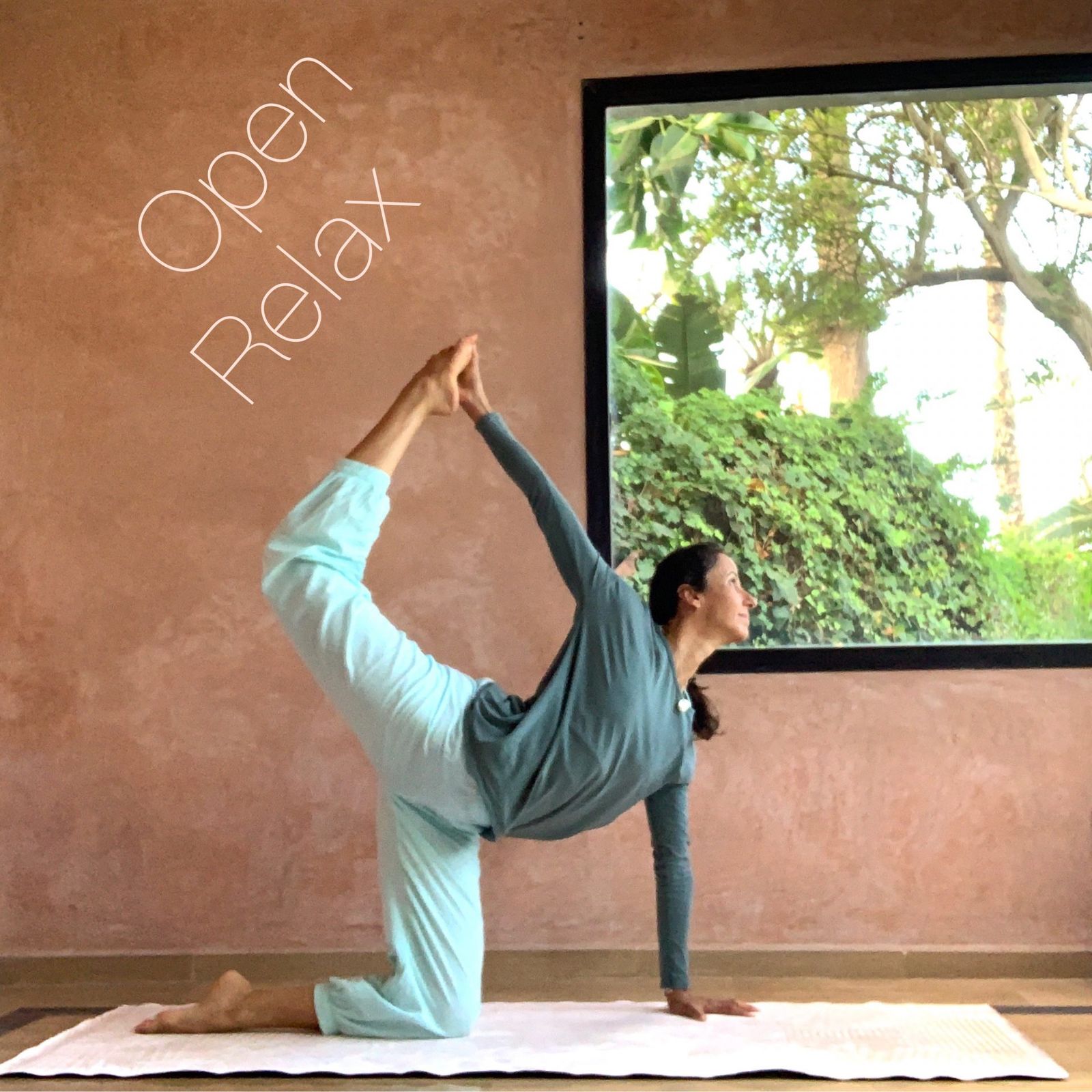 Yoga is an invitation to experience the energy flowing through the heart and open up to the infinite love. Relaxing into a yoga pose is the practice of letting go of tightness which is blocking the heart from enthusiasm, joy and love. Next time you are on the mat, open and relax your heart and observe the purification process releasing stored energy and allowing love and gratitude to flow inside yourself.

Gratitude 🙏🏻