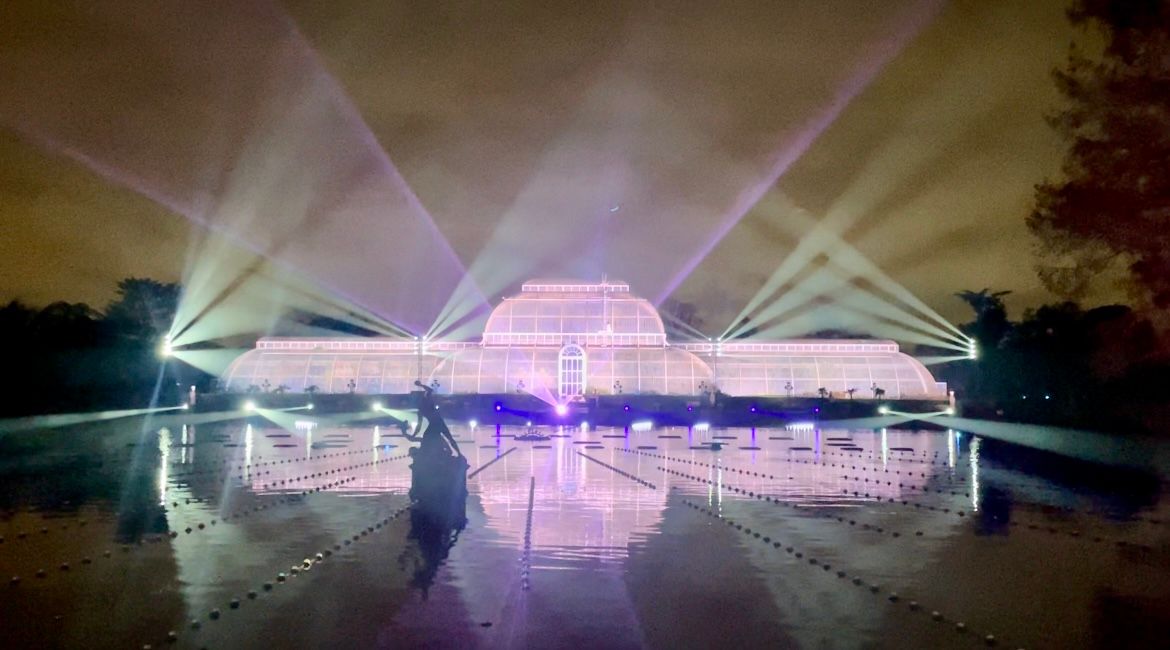 Light over the lake at Palm House - Kew Gardens