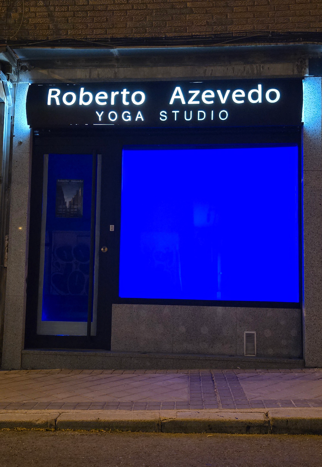 My place is finally ready and I´ve started to receive practitioners and reviews on google!