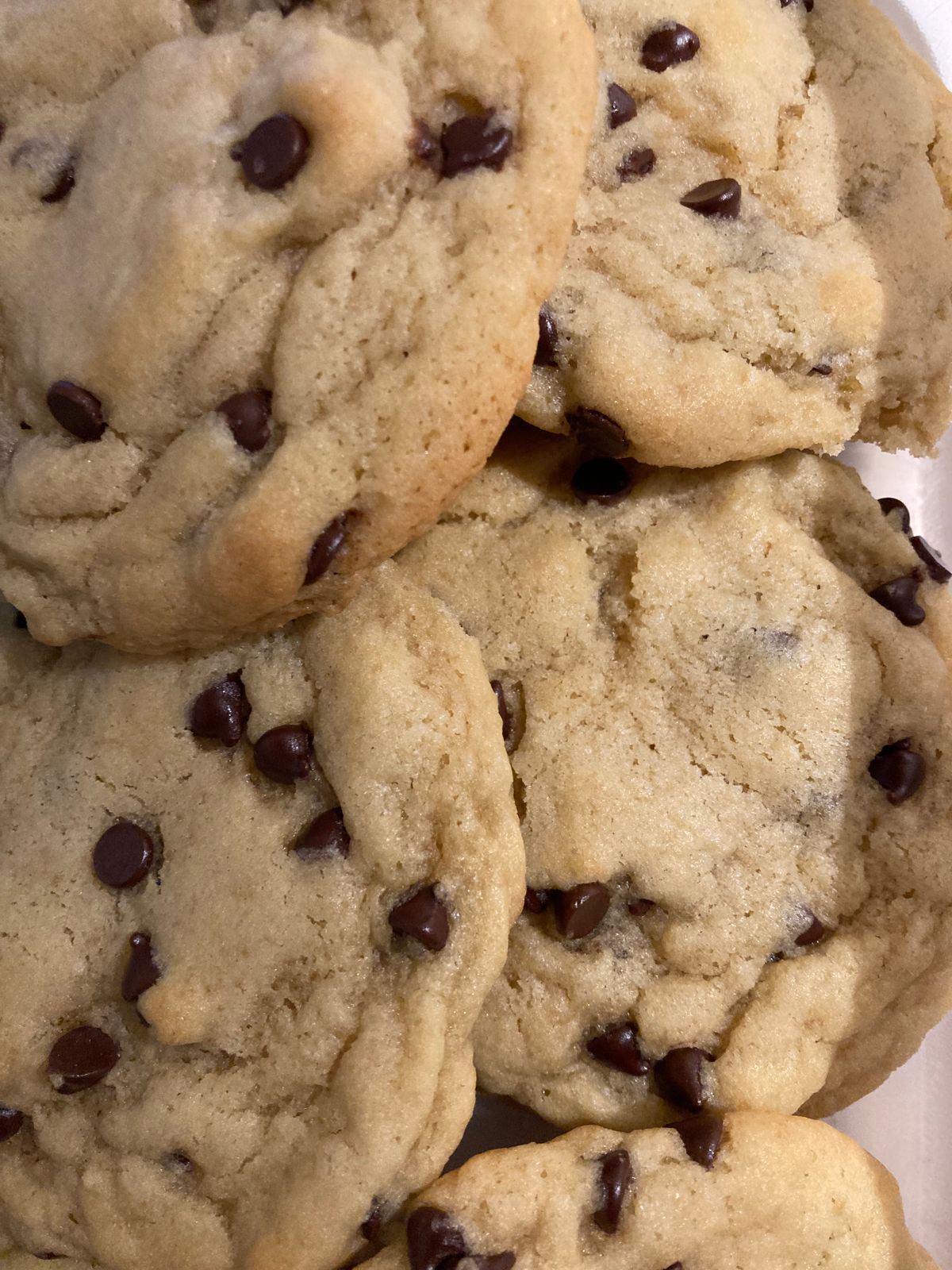 Amazing chewy chocolate chip cookies!