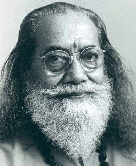 Kriya Yoga Master Swami Hariharananda Giri 