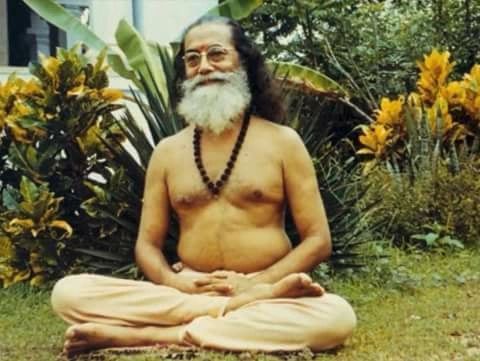 Swami Hariharananda Giri, at Karar Ashram, Puri, India